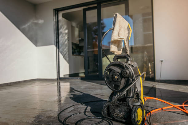 Best Pool Deck Cleaning  in Muttontown, NY
